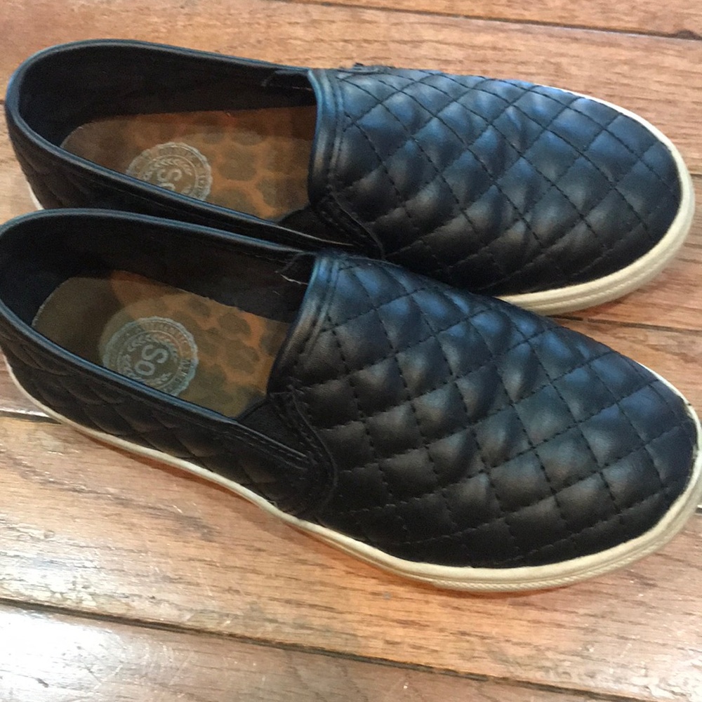 Slip ons